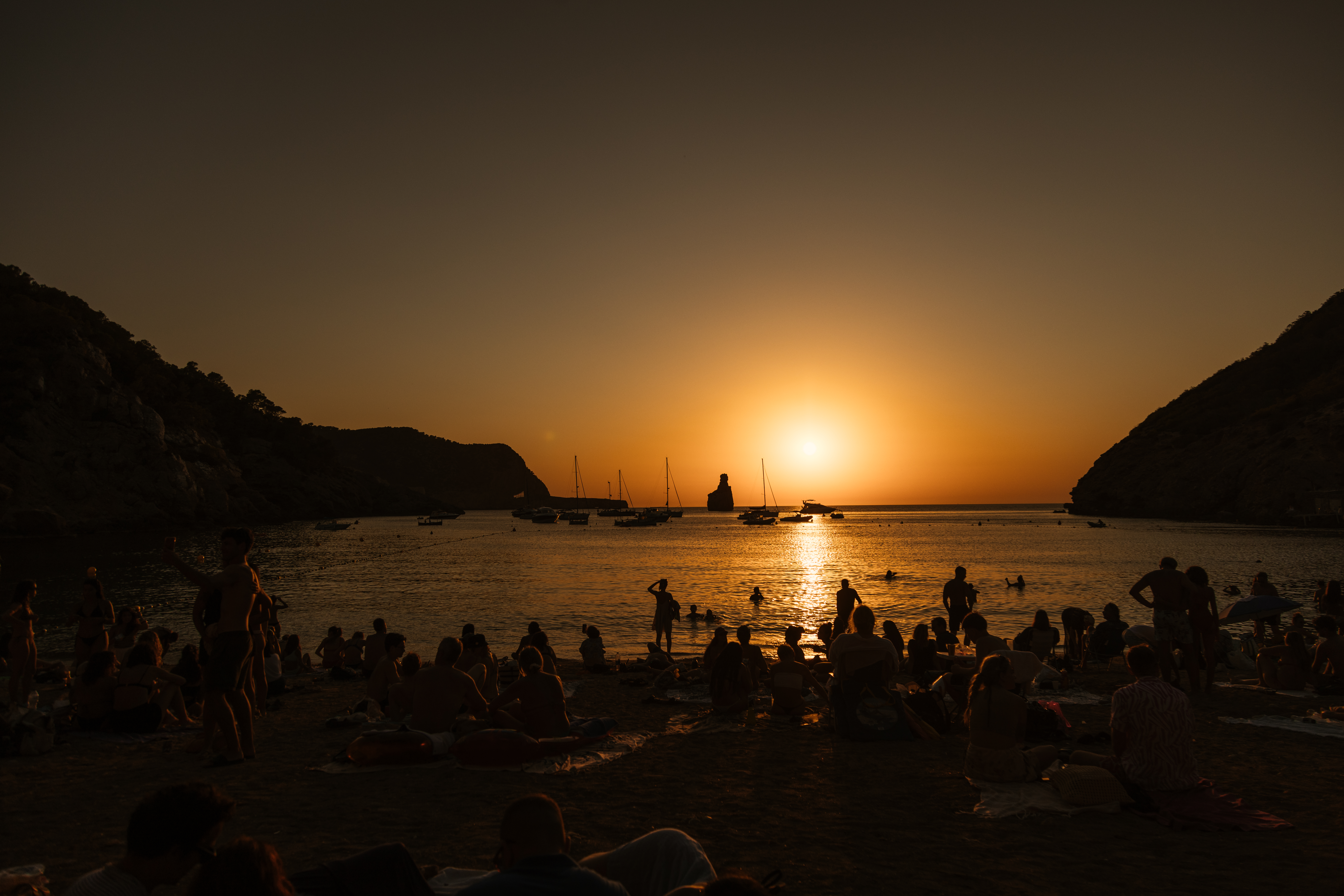 Elements Ibiza restaurant overlooking Cala Benirras