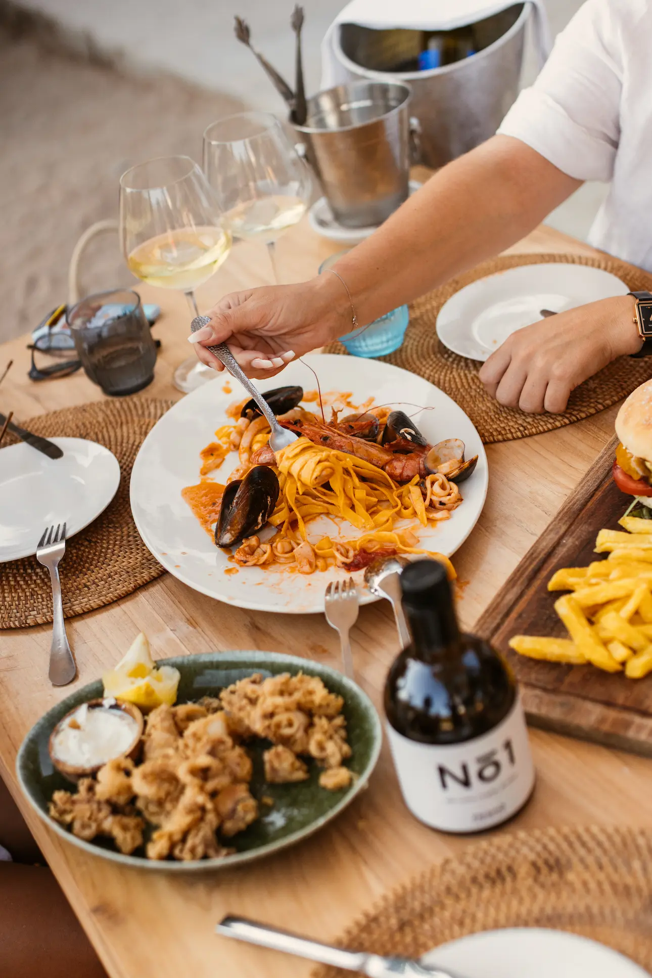 Plato del menú mediterráneo de Elements Ibiza